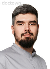 Григорян Артем Романович